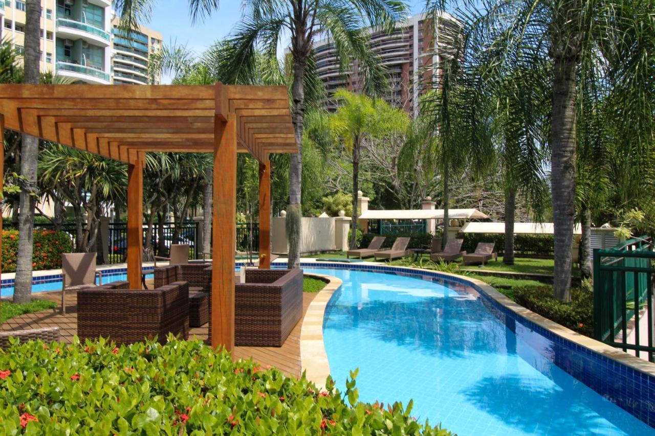 Barra Da Tijuca - 9 - Flat Premium Com Cozinha, Fogao Cooktop, Geladeira Grande, Smart Tv Grande, Lindo E Muitissimo Confortavel, Balsa Para A Praia Gratis E Estacionamento Gratuito Río de Janeiro Exterior foto