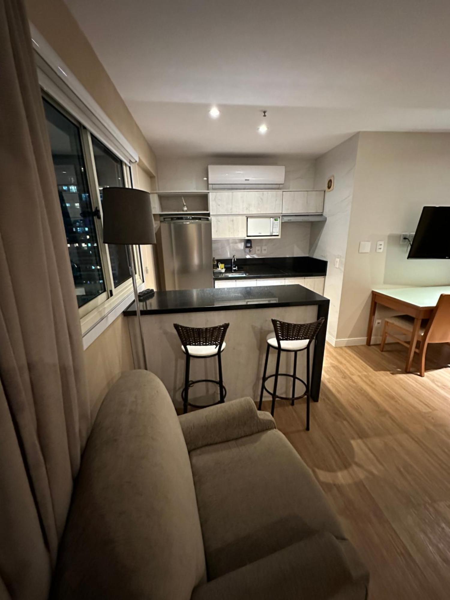 Barra Da Tijuca - 9 - Flat Premium Com Cozinha, Fogao Cooktop, Geladeira Grande, Smart Tv Grande, Lindo E Muitissimo Confortavel, Balsa Para A Praia Gratis E Estacionamento Gratuito Río de Janeiro Exterior foto